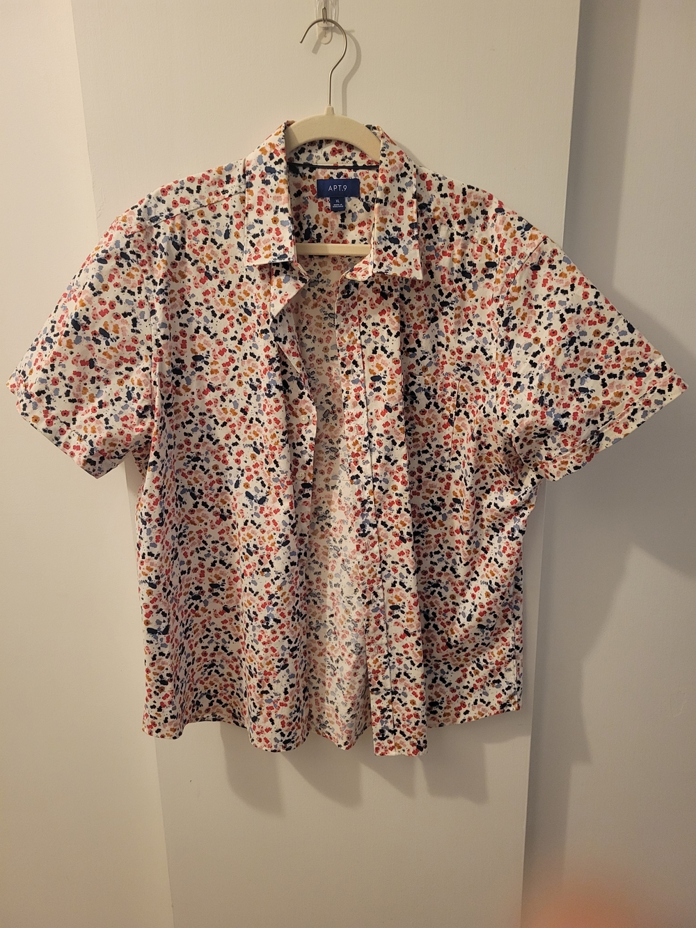 Apt. 9 White Short-Sleeve Button-Down Shirt with Multicolor Confetti Print